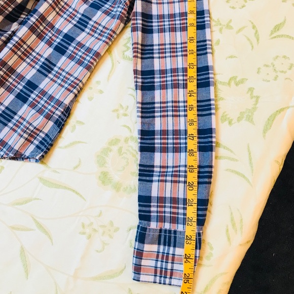 AEO- Soft Boyfriend Shirt - Picture 6 of 7